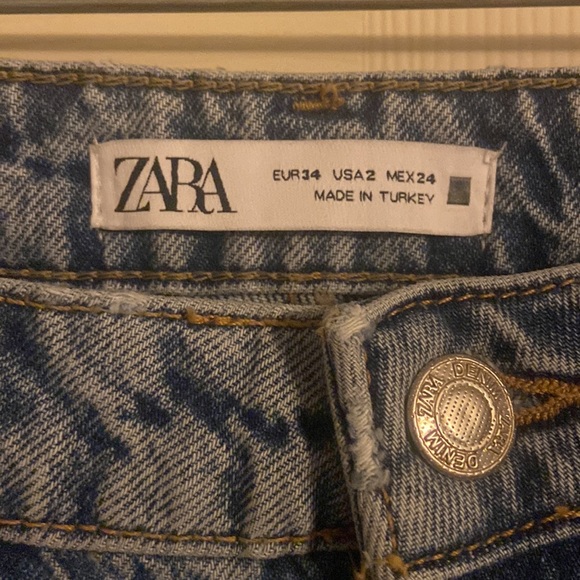 Zara Denim Jeans - Picture 3 of 9